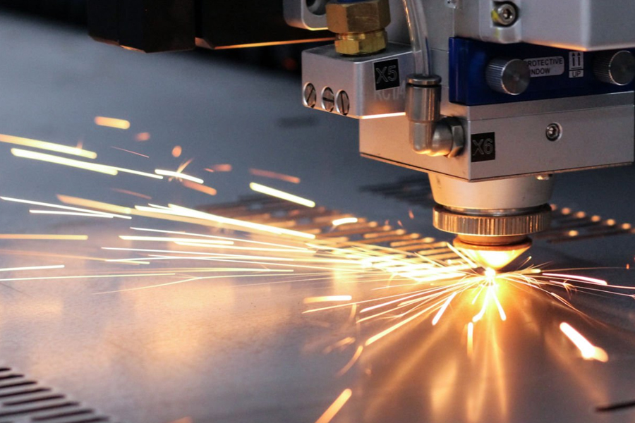 數控加工技術揭秘：四軸與五軸機床的實際應用與優勢